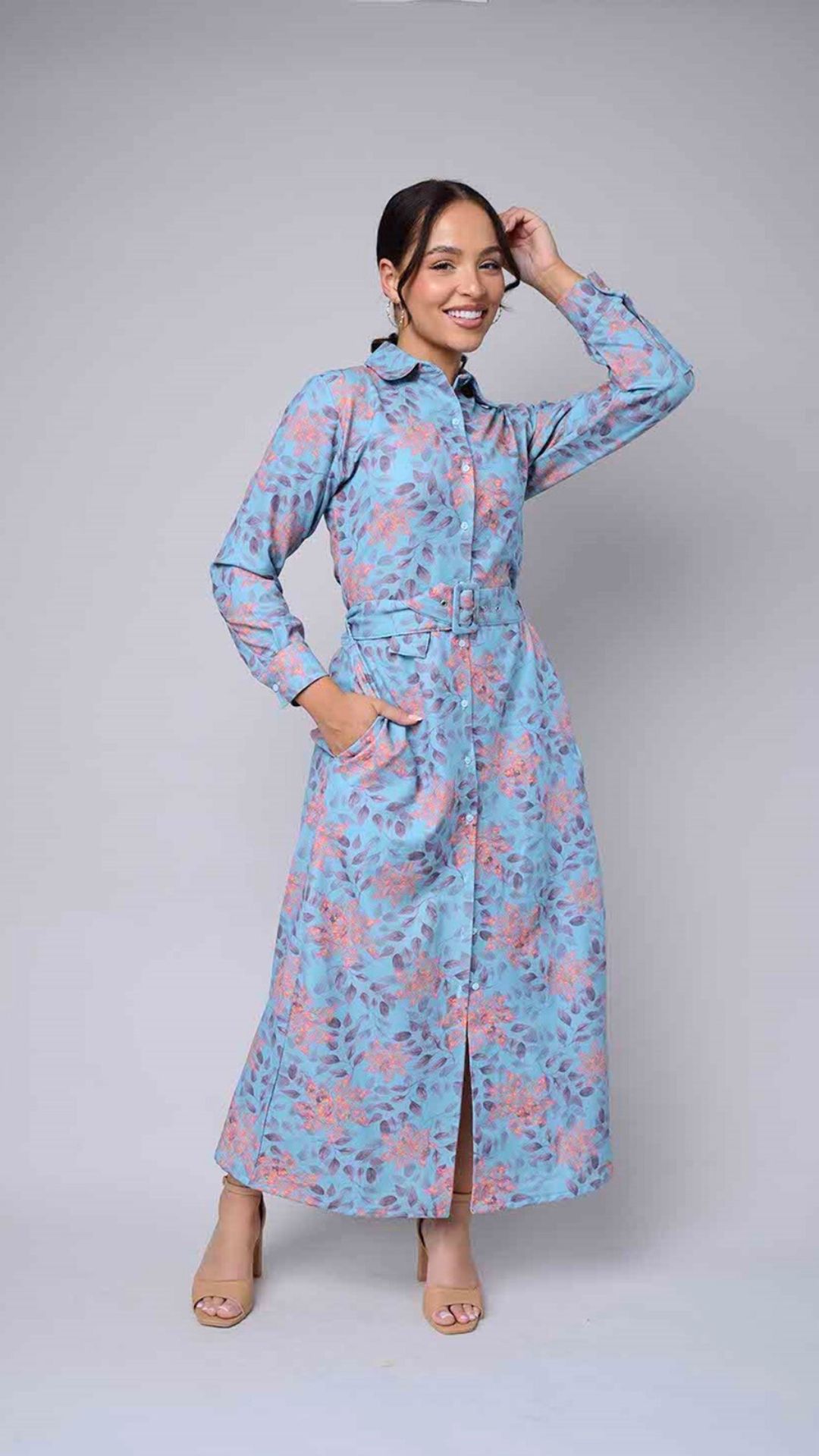 Queen Bee - Baby Blue with Peach Flowers - Image 3